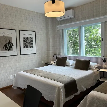 Hotel Alvear โรงแรมในมอนเตวิเดโอ