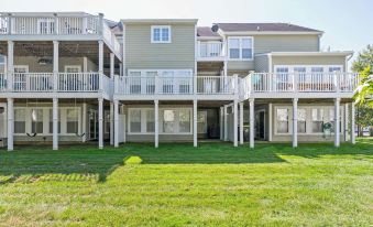 Creekside Getaway Stay for 8