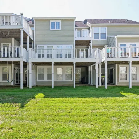Creekside Getaway Stay for 8