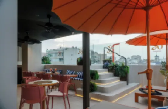 Los 36 by GRUPO CCOMMO