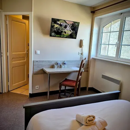 Le conquérant - Chambres meublées - Barfleur