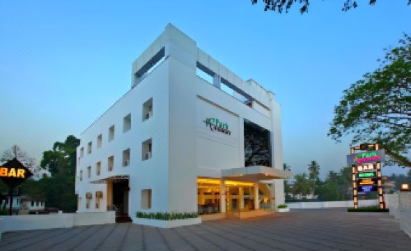 Hotel Park Residency Kuttiyadi