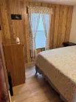 Lake Cumberland Retreat #1 near Somerset, Boat Ramps and Pet Friendly.