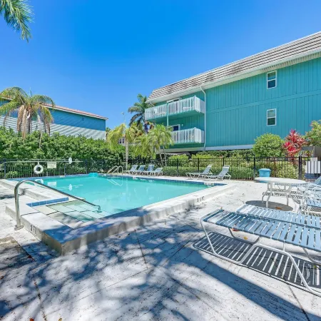 Anna Maria Island Bay Watch Bungalow