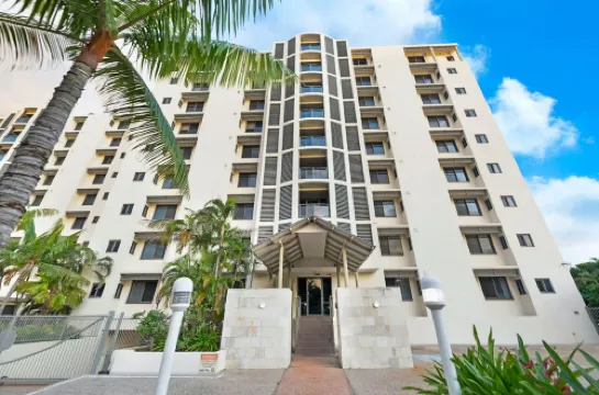 Zen at Arkaba 3Br Luxury Waterfront Apt Pool + BBQ