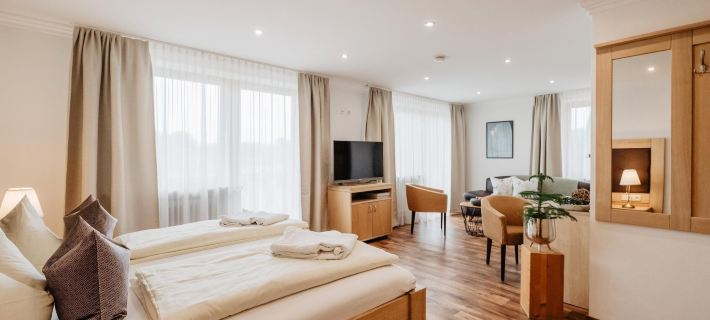 Hotel Restaurant Zum Goldenen Anker Mit Hallenbad & Wellnessbereich Hotels in Lower Bavaria