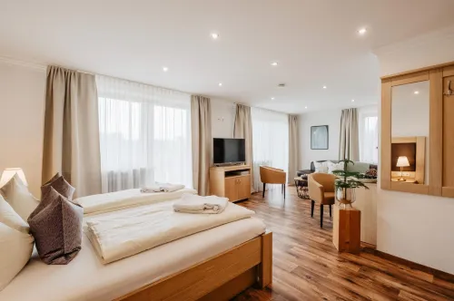 Hotel Restaurant Zum Goldenen Anker Mit Hallenbad & Wellnessbereich - 3-Star