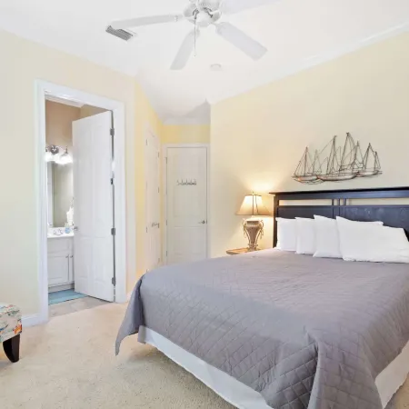 Luxury 3 Bed 3 Bath Resort Beaches Pool Golf