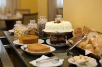 Hotel Santoni - breakfast