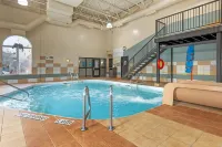 Best Western Plus Pembina Inn  Suites - Pools