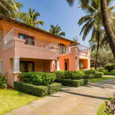 Novotel Goa Dona Sylvia Resort Hotel Exterior