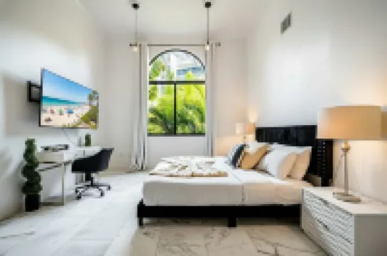 Miami Kiki Mansion, Private Pool, Jacuzzi, Billiards, Home Cinema & Gym