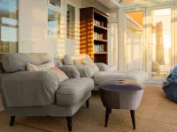 Luxury Beachfront Retreat for 14 With Hot Tub Hotels in Bognor Regis