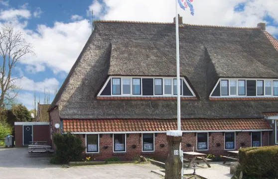 霍爾韋爾德的靠近海邊的農舍