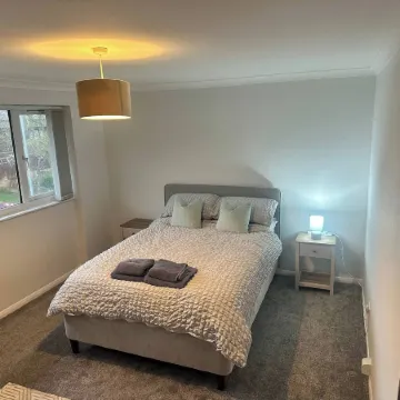 Willow House Sleeps 4 Family Travel Seaside Stay