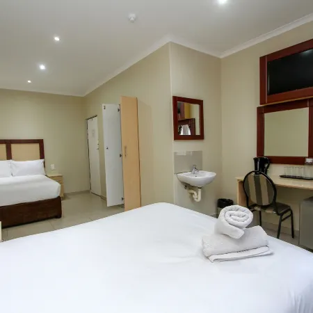 PLM Palace Lodge
