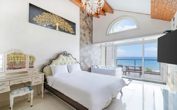 Yangyang Marepino Pension