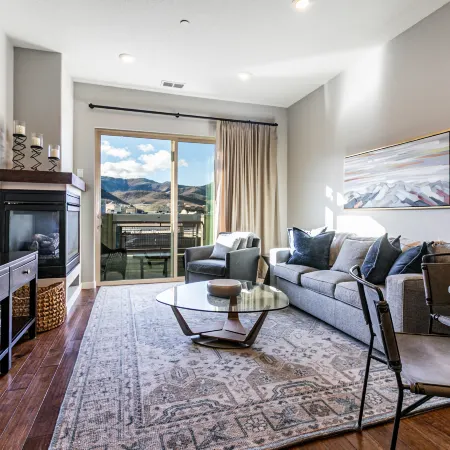 Walk to Restaurants Shops Gym Patio Townhome Views Enjoy Park City This Summer!