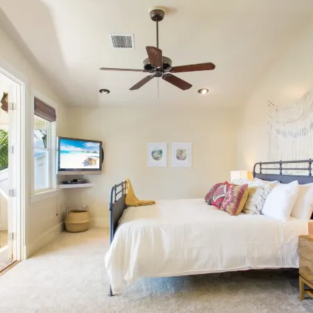 Poipu Penthouse W 2 Beaches Resort Amenities