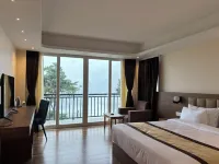 Wisteria Crystal Manor - 2-Star