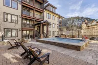 Steps from the Lifts of Winter Park Base-Newly Remodeled Studio