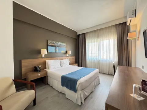 安託法加斯塔酒店