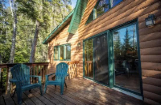 Timber Bay Lodge & Houseboats
