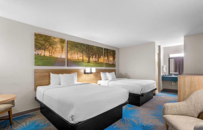 Days Inn by Wyndham Adel I-75