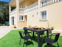 The Olive Grove Cottage by Konnect - 2,5km from Ipsos Hotels in Ipsos