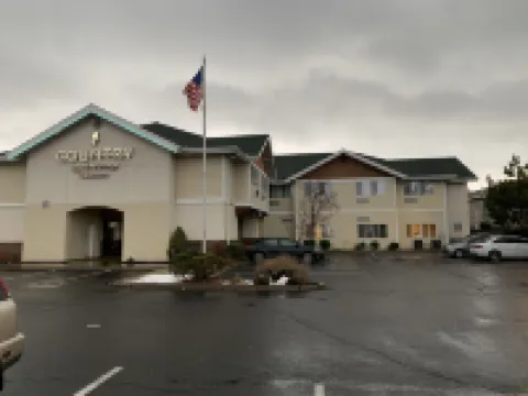 Country Inn & Suites by Radisson, Bend, or Hotels in Bend