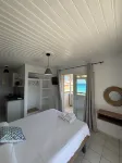 Vaso Alykanas Studios - 3-Star