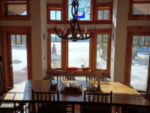 Adirondack Cabin/House with Sauna on Lake Monomonac Next to Mt. Monadnock