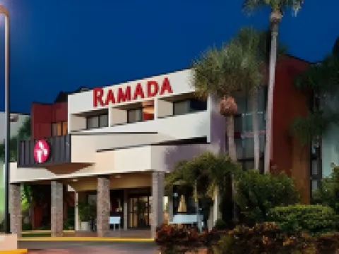 トロピカル パームス ホテル クリアウォーターのホテル