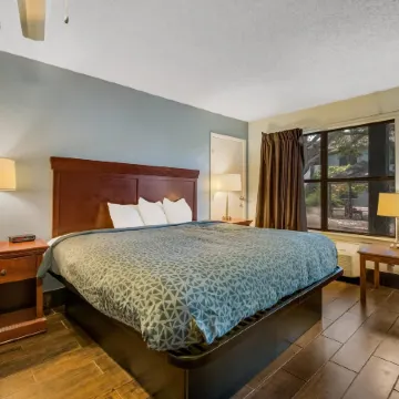 Econo Lodge Inn & Suites Fulton - Rockport