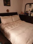 Ensuite Bedroom with Private Toilet and Shower and unlimited WIFI 酒店