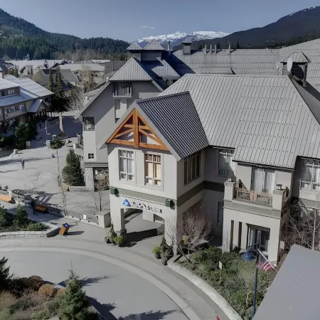 Whistler Peak Lodge