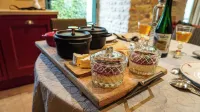 Chambres d'Hôtes et Suites à la Ferme de l'Oudon & Spa - บีแอนด์บี