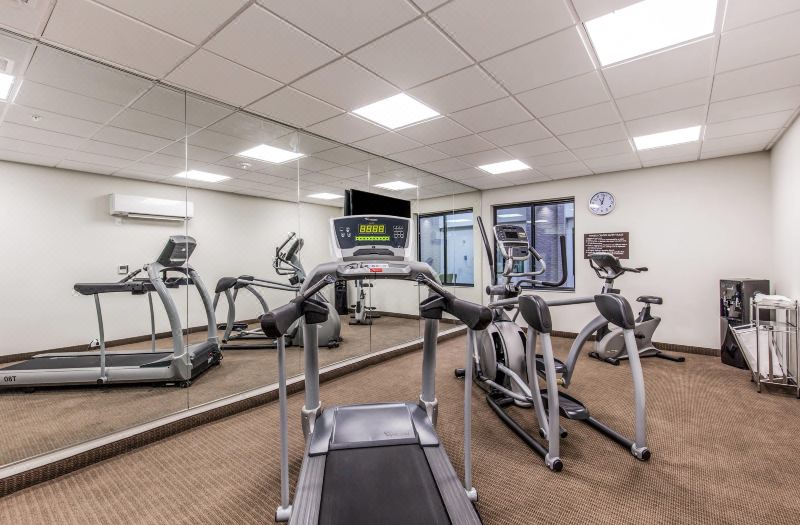 Sleep Inn Dallas Love Field-Medical District photo 2
