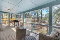 Outdoor Oasis + Tidal Creek Views: Yemassee Escape - 3-Star