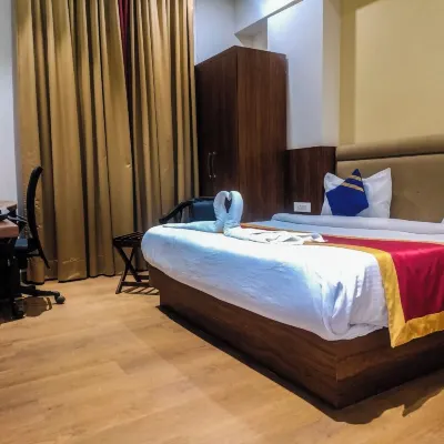 Kingston House Vibhuti Khand Hotels near Gomti Nagar