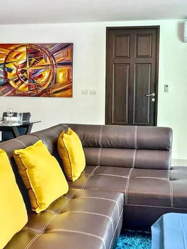 รูปภาพของLuxurious 155-Sqm Penthouse Near Patong Beach