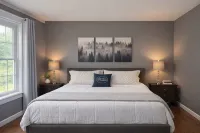 Soak, Hike, Brew: Pet-Friendly Mountain Escape