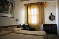 オテル ナポレオン リミニ – シティ & ステーション