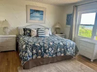 Direct Oceanfront & Private, Dog Friendly, 2Br House, Spring & Summer 2026 Avail