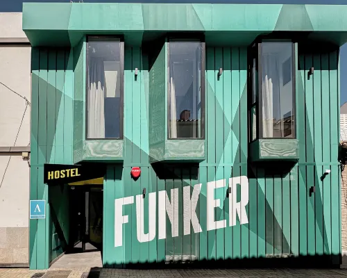 Funker青年旅舍 阿爾卡薩巴（Alcazaba）附近的飯店