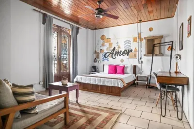 Socialtel Granada - Formerly Selina Granada Hotel di 