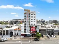 Direct Collective - Pavilion and Governor on Brookes Hotels near RNA Showgrounds
