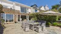 Rainbow Leap - 5 Bed Holiday Home - Saundersfoot
