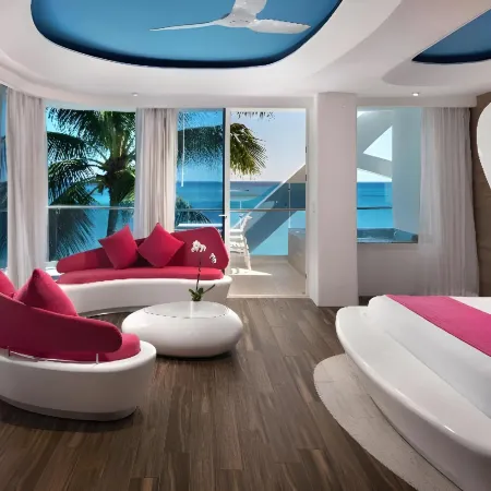 The Carmen Hotel - Ocean Front Отели рядом с достопримечательностью «Международный вокзал автобусов ADO»