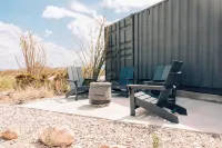 Stardust Big Bend Container Home - Горячие источники